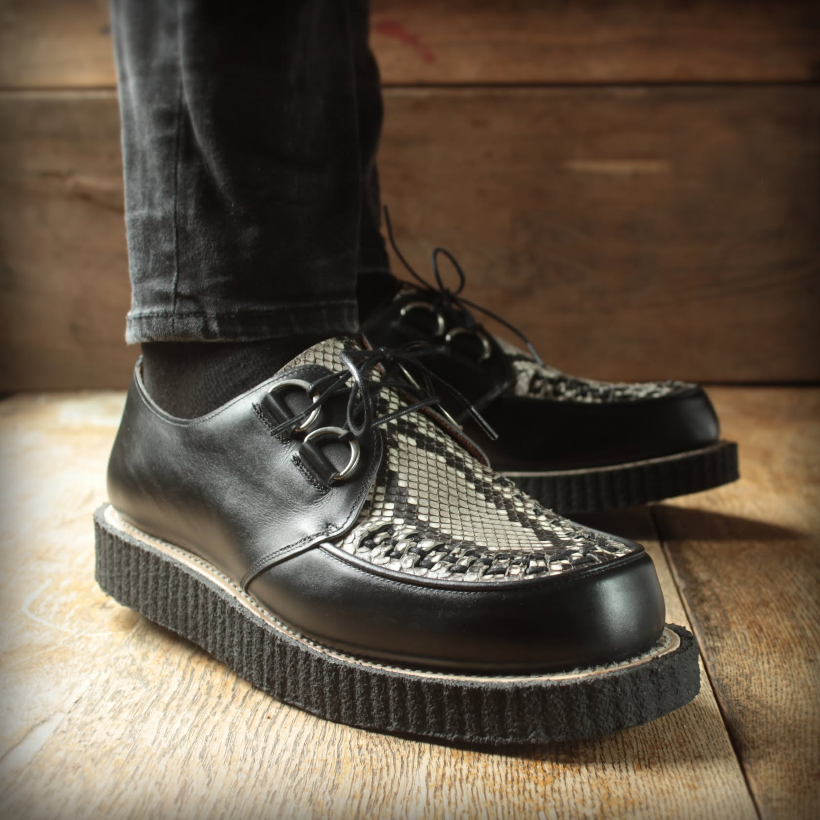 1956 Round made-to-measure Creepers in black leather and python